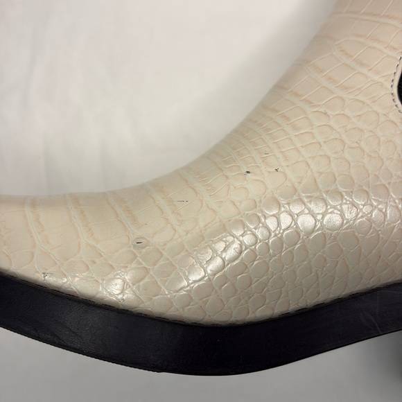 Open Edit Edayla Cream 10M Faux Croc-Embossed Ankle Heeled Chelsea Style Boots - Picture 13 of 16